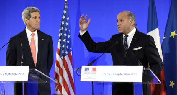 Washington y París satisfechos ante el apoyo político obtenido sobre Siria