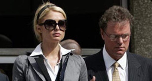 Paris está 'traumada' por su sentencia