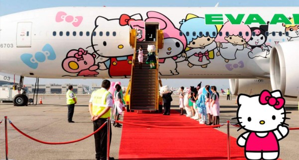 Un avión inspirado en Hello Kitty
