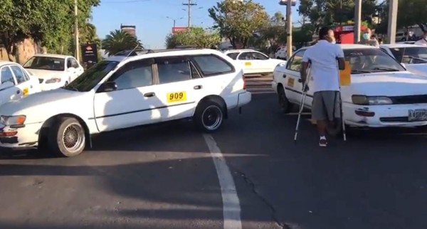 Taxistas se van a paro nacional por alto costo de combustibles y falta de pago de bono compensatorio