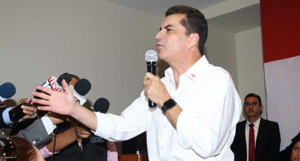 Oposición rechaza postura de Elvin Santos de no aceptar alianza política