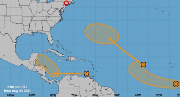 Se estaría formando una amplia zona de baja presión sobre el suroeste del Caribe.