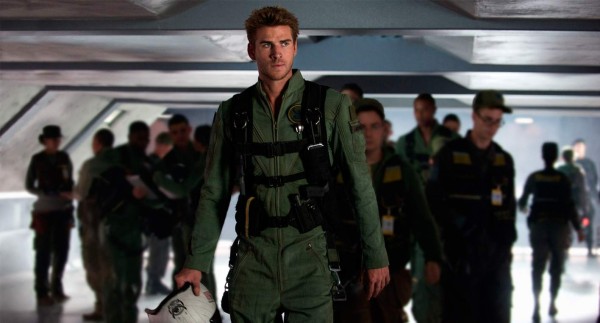 Liam Hemsworth salvará al mundo