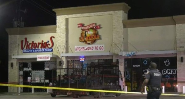 Latino mata de un balazo a su primo en un bar de Houston, Texas
