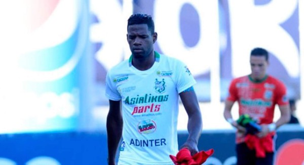 El Vida ficha a delantero Jerrick Díaz