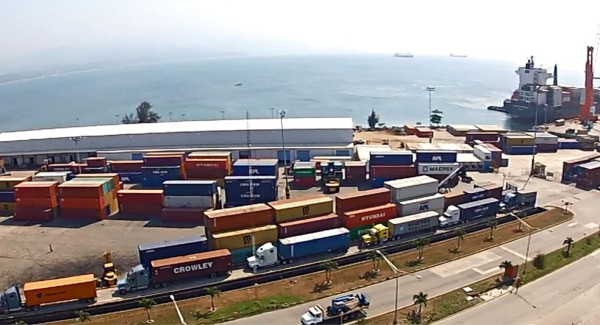 Infierno aduanero, un golpe al comercio y consumidores