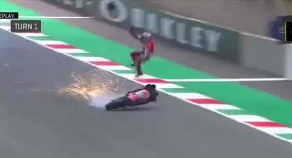 VIDEO: El escalofriante accidente de Moto GP a 350 km/h
