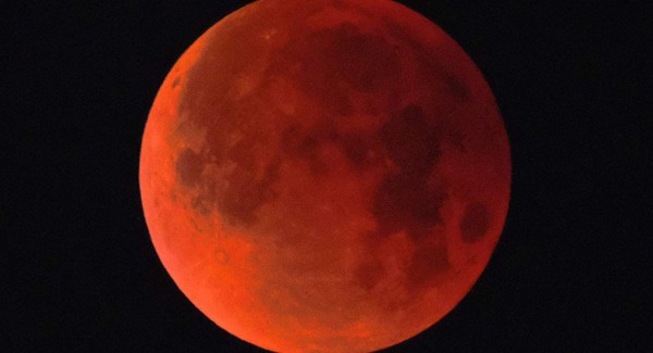 En vivo: el primer eclipse lunar del 2020