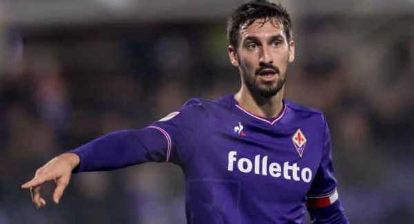 Futbolista se desploma al conocer la muerte de Astori