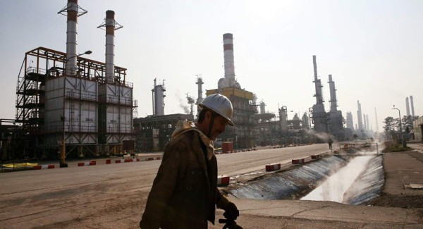 EEUU sancionará a todo país que compre petróleo a Irán