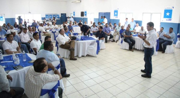 Juan Orlando pide respeto a la voluntad del pueblo en elecciones