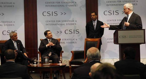 Apoyo 'más agresivo” piden Honduras y Guatemala a EUA