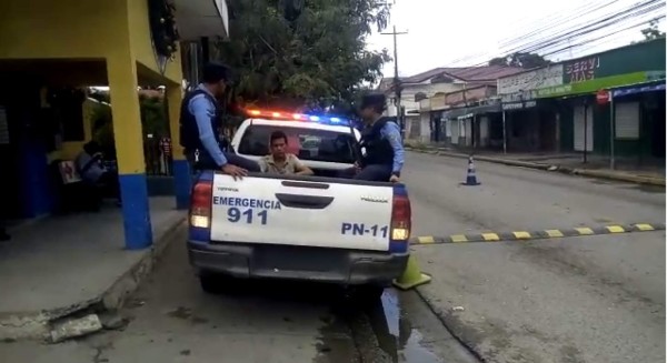 Hombre ebrio ataca a machetazos a sus dos hermanos en El Progreso