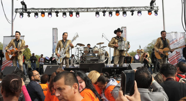 La Casa Blanca insiste en que es hora de aprobar reforma migratoria