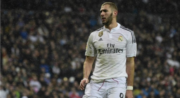 Benzema no volverá a jugar esta temporada
