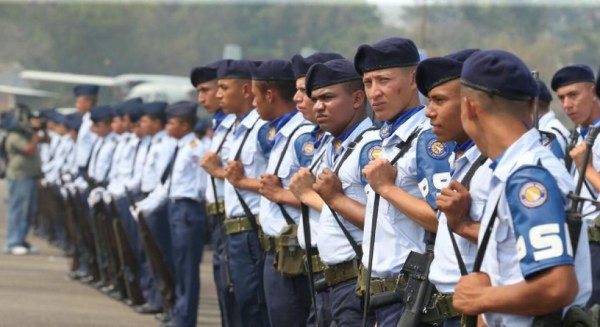 Presidente Hernández respalda a la Fuerza Aérea en su 85 aniversario