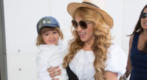 Hijo de Paulina Rubio ya tiene nombre para su hermanito