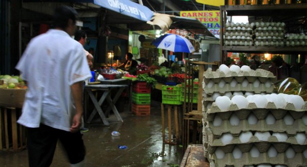 Lucha conjunta por los mercados sampedranos