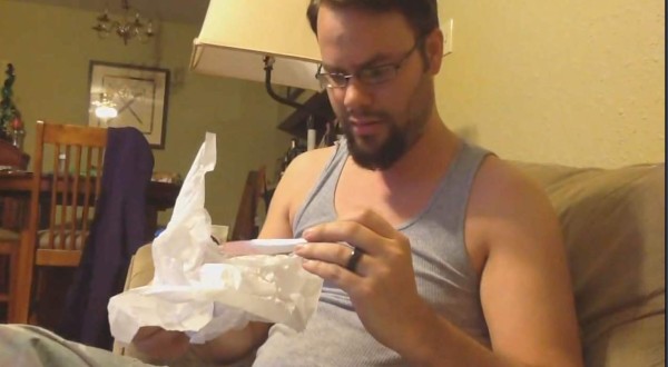 Reacción de sordo al saber que será padre se viraliza