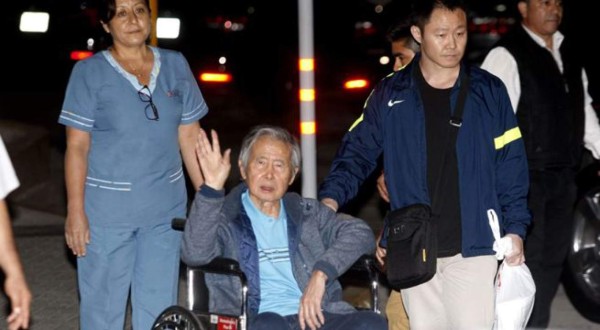 Tuits de Fujimori levantan polvareda: ¿antesala de su retorno a la política?