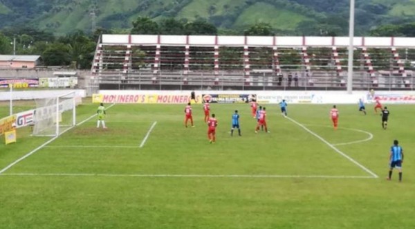 Real Sociedad y Real de Minas no se hicieron daño y provocaron el primer empate sin goles del Apertura