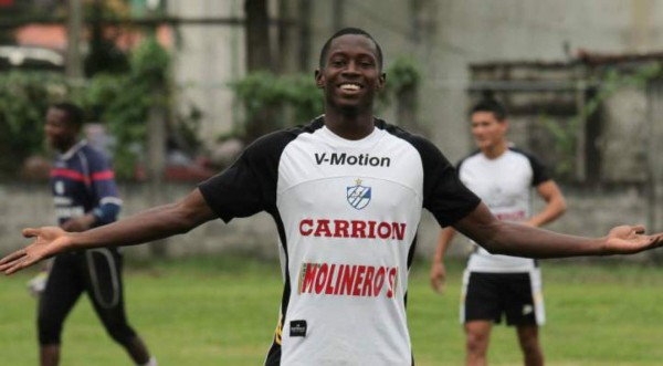 El Juticalpa se interesa en Carlos Bernárdez