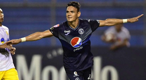 Roberto Moreira finalizó su contrato con Motagua y revela propuestas de Paraguay