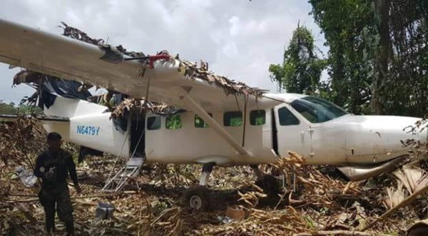 Encuentran dos narcoavionetas camufladas en La Mosquitia