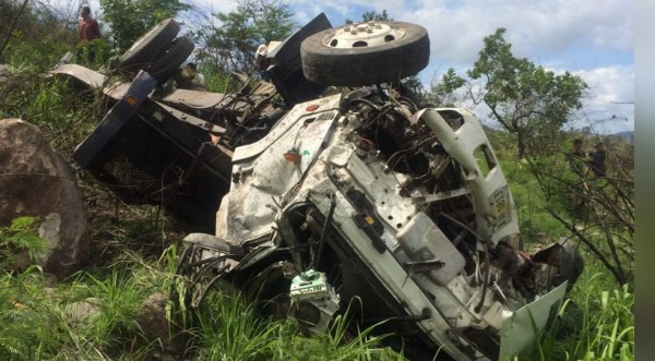 Honduras: Dos muertos en accidente vial en Cuesta de la Virgen