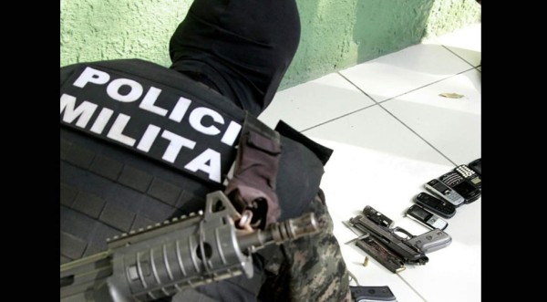 Seguirán en prisión policías militares acusados de violación