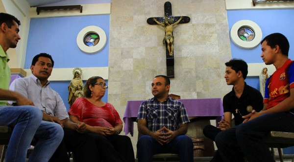Iglesia no da tregua para alejar a jóvenes de violencia