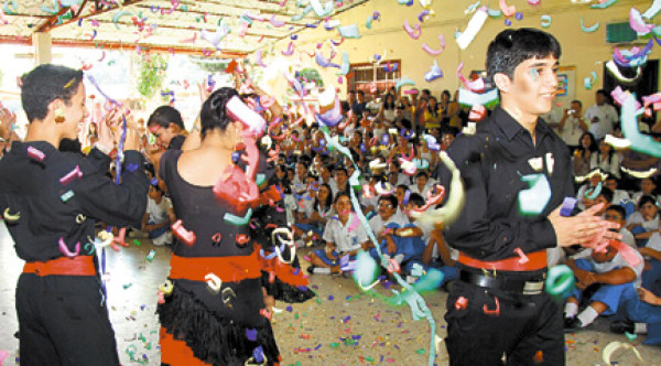 Fiesta cívica a lo grande