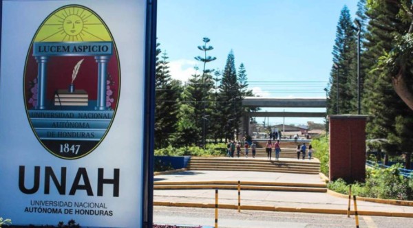 Maestros por hora de la UNAH denuncian falta de pago del segundo período académico