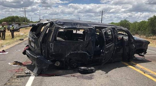 Mueren cinco indocumentados en accidente en Texas