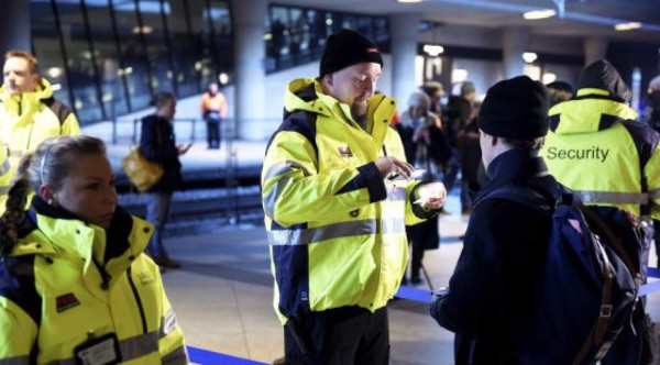 Suecia cierra frontera con Dinamarca por temor a nueva cepa del coronavirus