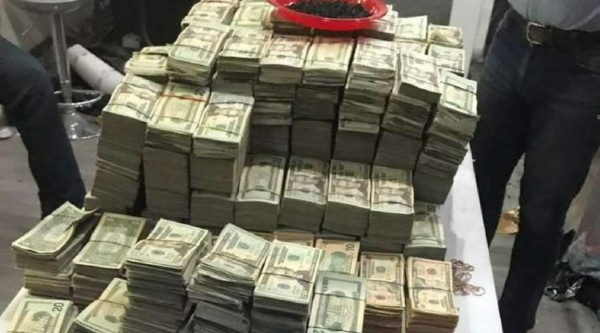 Hallan en Colombia escondite de la mafia con 2.3 millones de dólares en efectivo