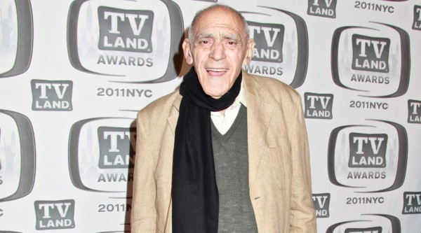 Murió Abe Vigoda, el actor de 'El Padrino'