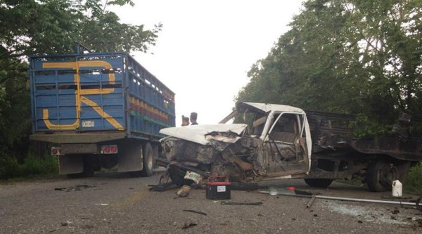 Una persona muerta deja triple choque en Tocoa, Colón