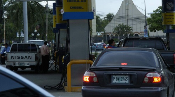 Entran en vigor los nuevos precios de los combustibles