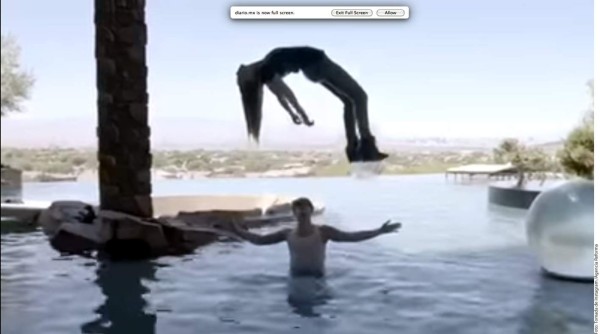 Criss Angel eleva a Belinda