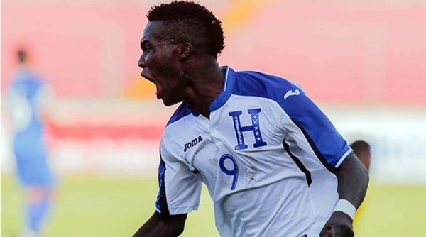 Rubilio Castillo: 'Los goles van dedicados hasta el cielo a mi hermano'