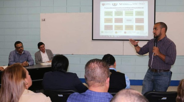 Solo 2,000 maestros pasaron con 75% el examen del concurso docente