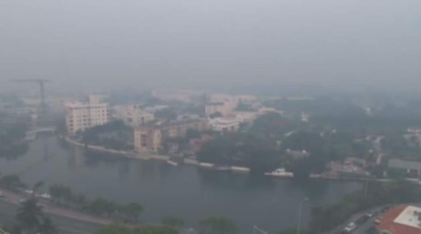 Miami amanece cubierta de humo por un incendio forestal