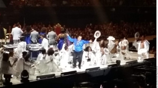 Juan Gabriel emocionó a Los Ángeles en su último concierto