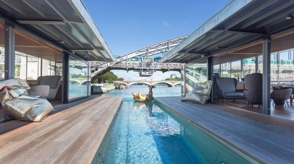 El lujoso hotel flotante del río Sena  