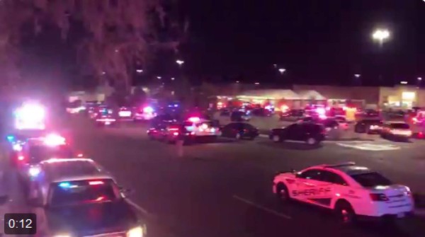 Tiroteo en tienda Walmart de Colorado deja tres muertos 