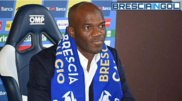 David Suazo es destituido como entrenador del Brescia de la Serie B de Italia