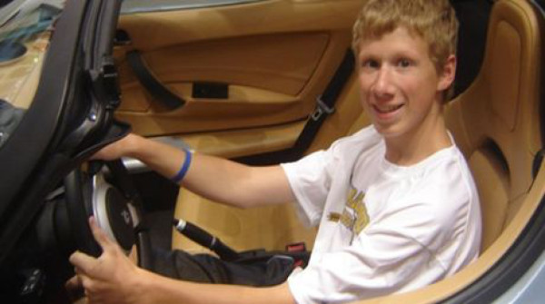 Estudiante de Colorado adquirió escopeta legalmente