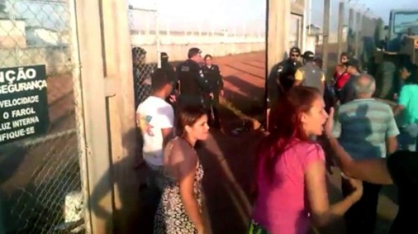 Sangriento motín en una cárcel de Brasil deja 60 muertos