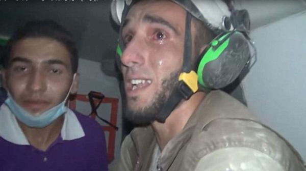 El llanto del rescatista de Alepo que conmueve al mundo
